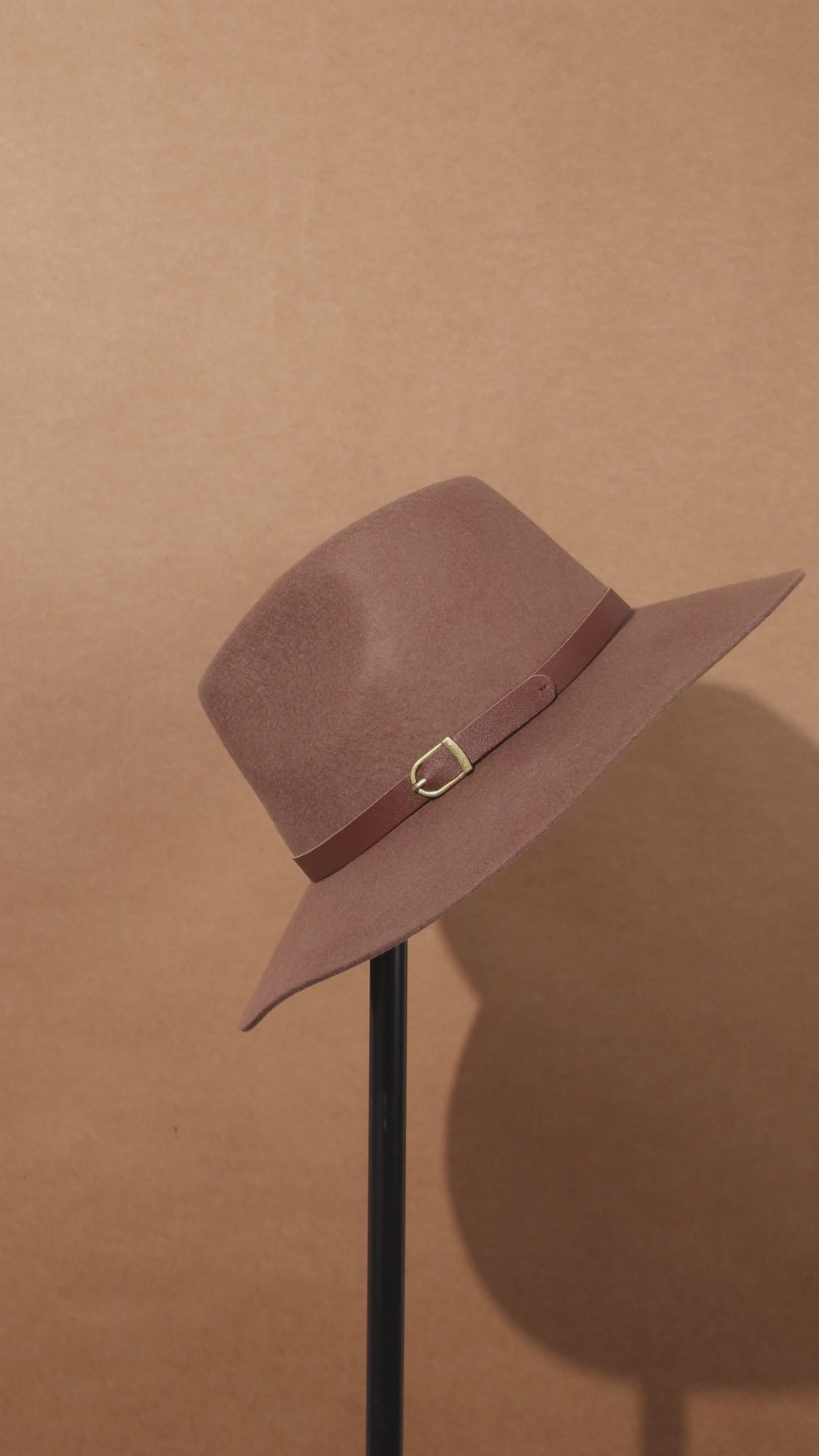 Oliver Classic Wool Fedora in Brown