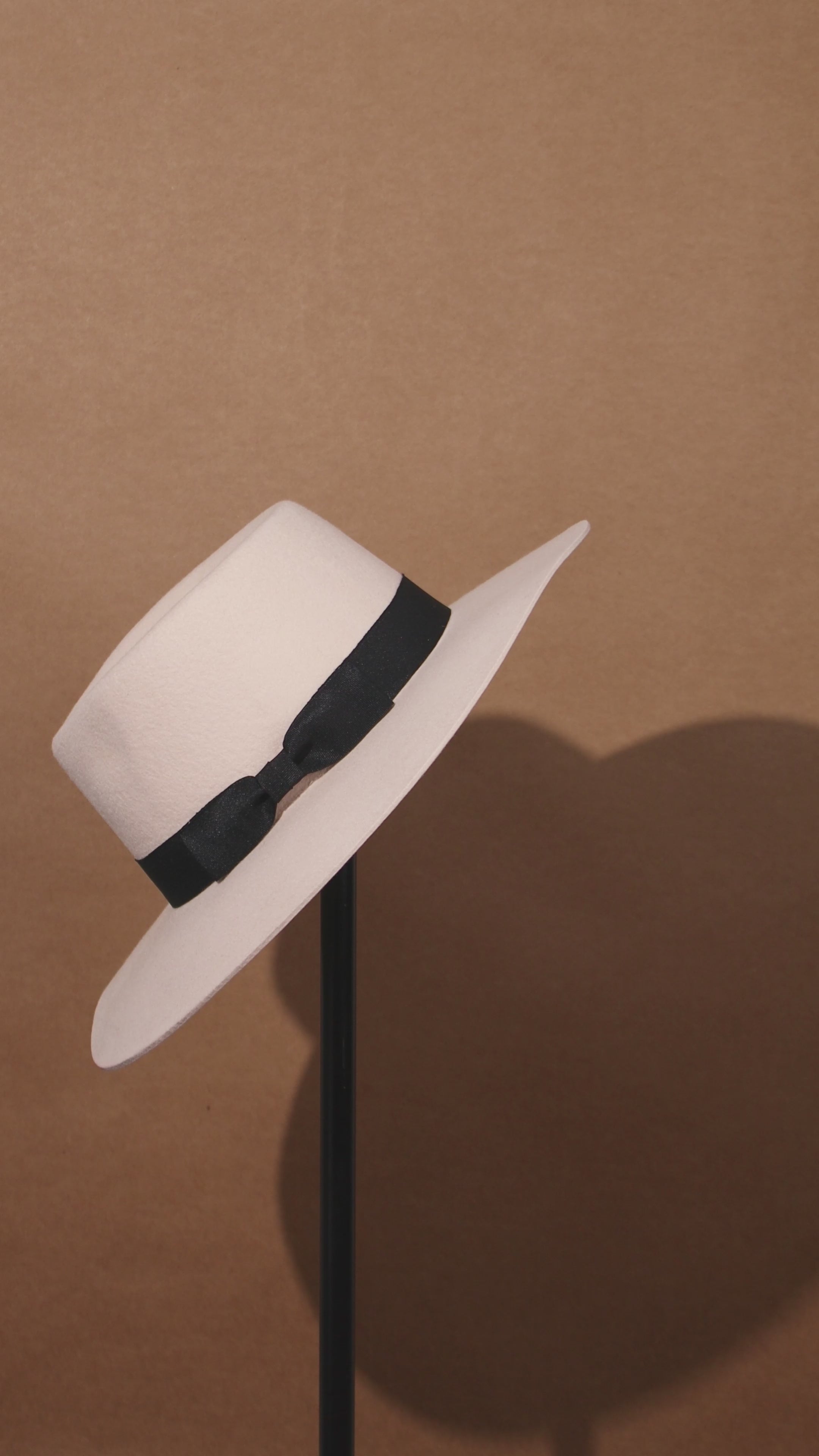 Luna classic wool wide brim fedora for women - Ivory
